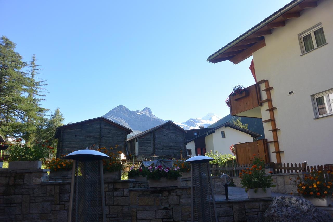Hotel Baergsunnu Saas-Grund Exterior foto